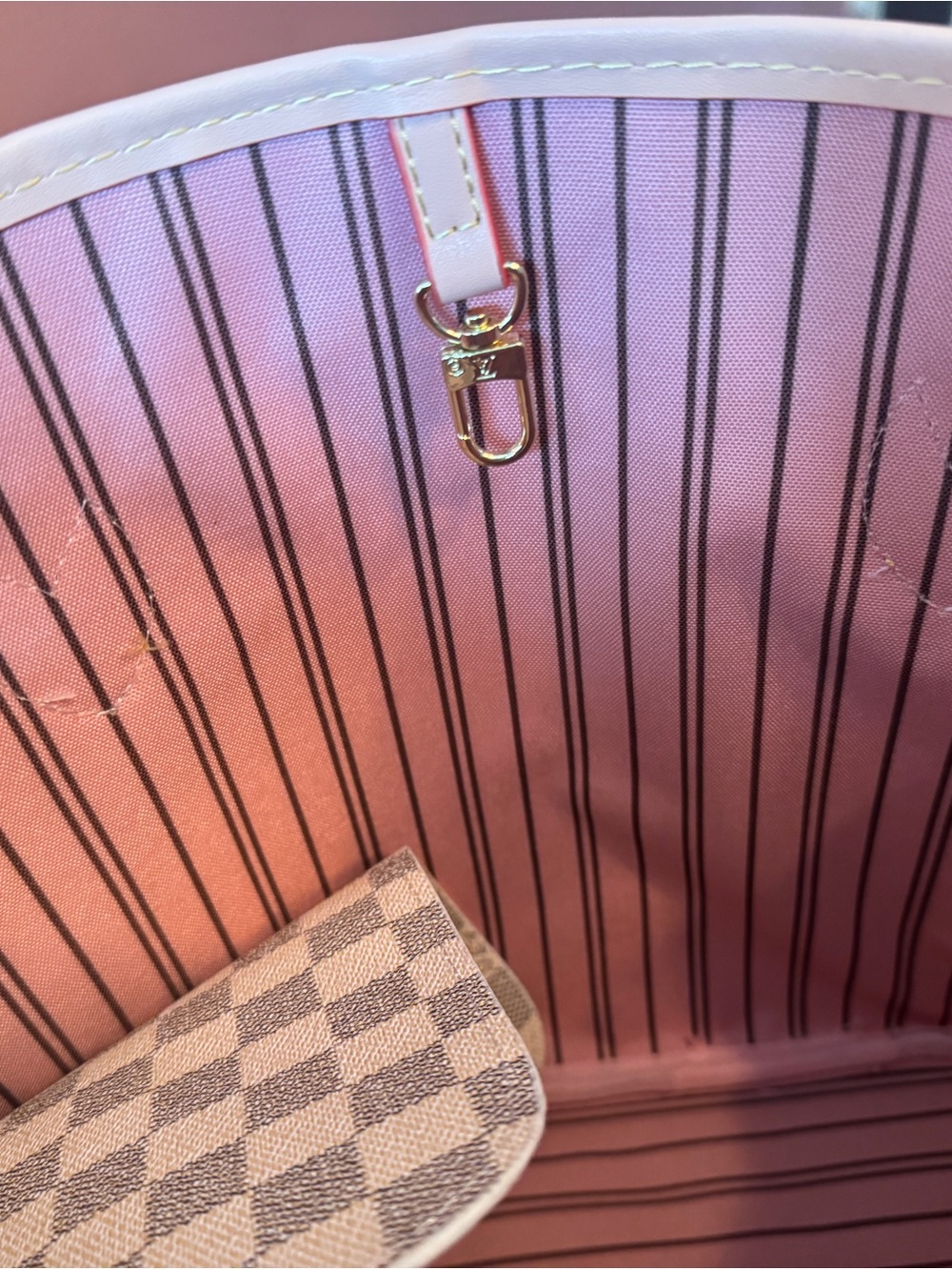 Louis Vuitton Damier Azur Tote with Pink Trim and Pouch - Picture 3 of 10